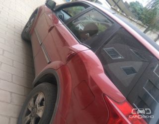 2014 Mahindra XUV500 W8 2WD 2014 Mahindra XUV500 W8 2WD