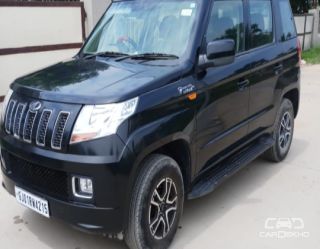 2016 Mahindra TUV 300 T8 2016 Mahindra TUV 300 T8