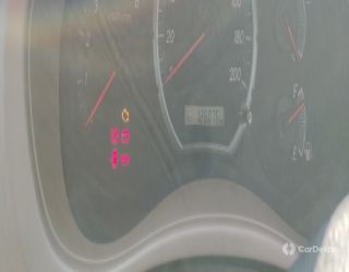 Toyota Innova 2.5 VX (Diesel) 7 Seater BS IV Toyota Innova 2.5 VX (Diesel) 7 Seater BS IV