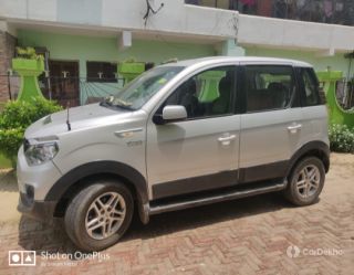 Mahindra NuvoSport N8 Mahindra NuvoSport N8