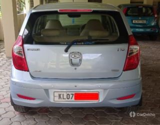 Hyundai i10 Sportz AT Hyundai i10 Sportz AT