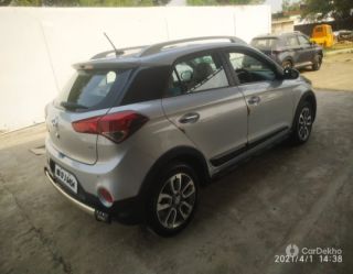 Hyundai i20 Active 1.2 SX with AVN Hyundai i20 Active 1.2 SX with AVN