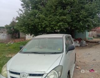 Toyota Innova 2.5 G1 Diesel 8-seater Toyota Innova 2.5 G1 Diesel 8-seater