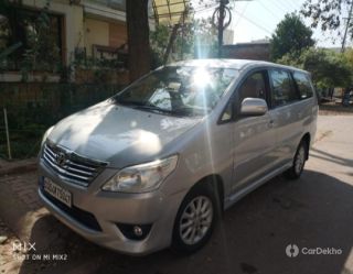 Toyota Innova 2.5 EV Diesel PS 8 Seater BSIII Toyota Innova 2.5 EV Diesel PS 8 Seater BSIII