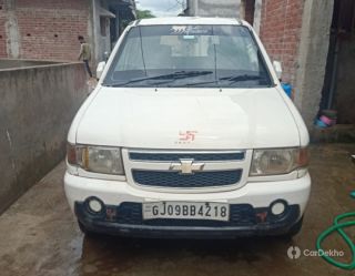 Chevrolet Tavera Neo 3 10 Seats BSIII Chevrolet Tavera Neo 3 10 Seats BSIII
