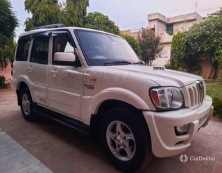 Mahindra Scorpio VLX 2WD AIRBAG BSIV Mahindra Scorpio VLX 2WD AIRBAG BSIV