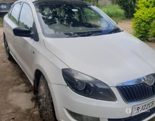 Skoda Rapid 1.6 TDI Ambition Skoda Rapid 1.6 TDI Ambition