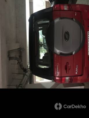 Mahindra TUV 300 T10 Dual Tone Mahindra TUV 300 T10 Dual Tone