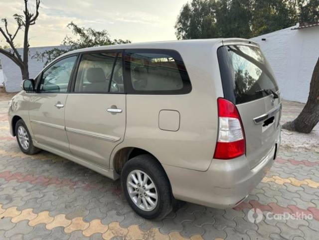 https://stimg2.cardekho.com/images/usedcarimages/large/1-2023/3565626/PHOTO-2023-01-01-17-27-47(1).jpg?imwidth=6401