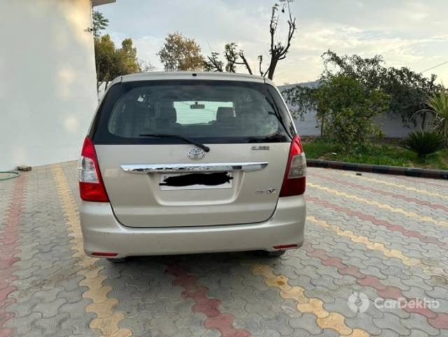 https://stimg2.cardekho.com/images/usedcarimages/large/1-2023/3565626/PHOTO-2023-01-01-17-27-47(2).jpg?imwidth=6402