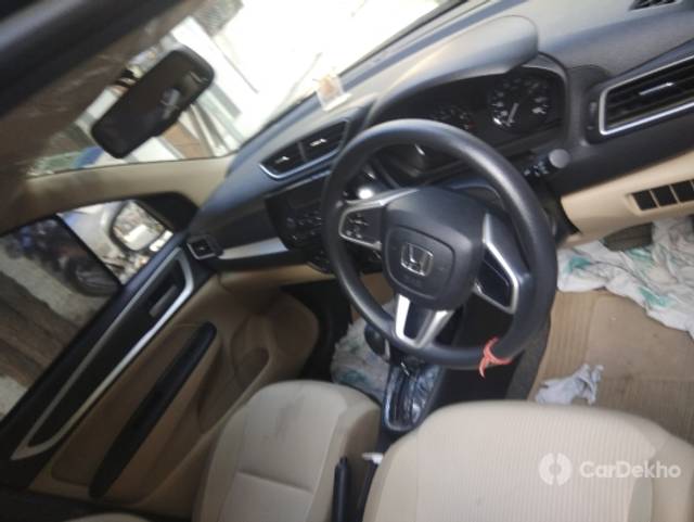 https://stimg2.cardekho.com/images/usedcarimages/large/1-2023/3566344/IMG_20221231_153441.jpg?imwidth=6402