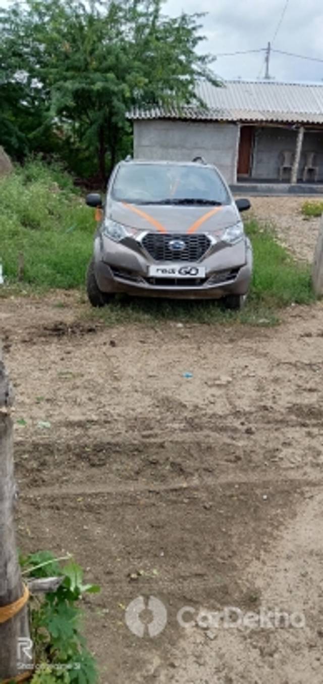 https://stimg2.cardekho.com/images/usedcarimages/large/1-2023/3566576/IMG20191020114746.jpg?imwidth=6400