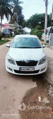 Skoda Rapid 1.5 TDI AT Style Plus Skoda Rapid 1.5 TDI AT Style Plus