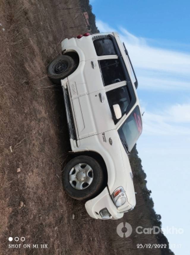 https://stimg2.cardekho.com/images/usedcarimages/large/1-2023/3567248/IMG_20221225_171912.jpg?imwidth=6402