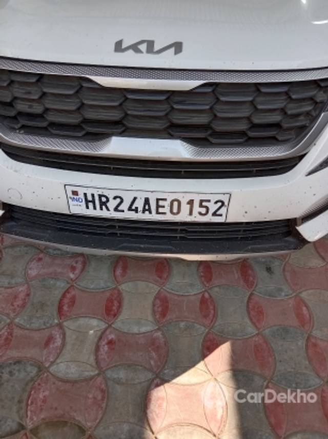 https://stimg2.cardekho.com/images/usedcarimages/large/1-2023/3567835/IMG_20220217_105649.jpg?imwidth=6400