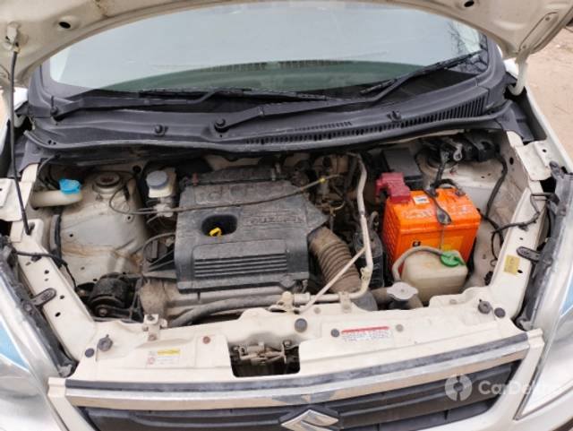 https://stimg2.cardekho.com/images/usedcarimages/large/1-2023/3570374/IMG20230106123827.jpg?imwidth=6401