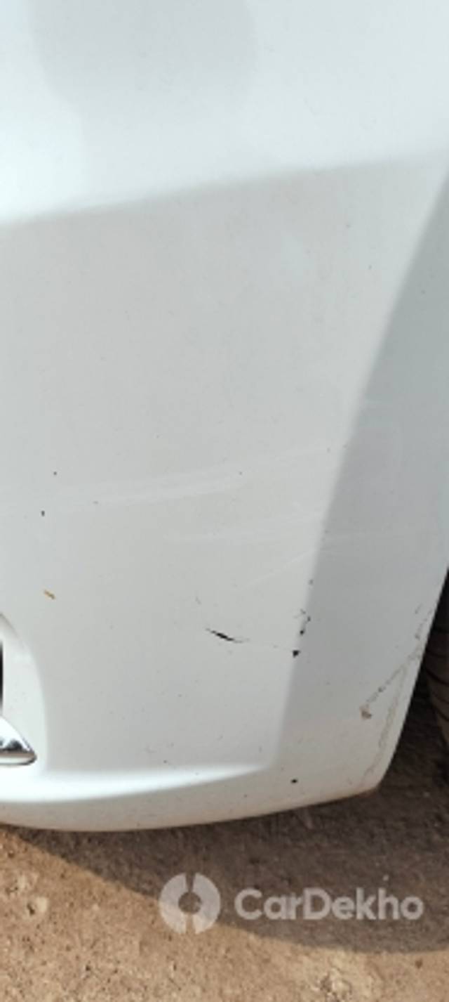 https://stimg2.cardekho.com/images/usedcarimages/large/1-2023/3570634/IMG20230106124646.jpg?imwidth=6402