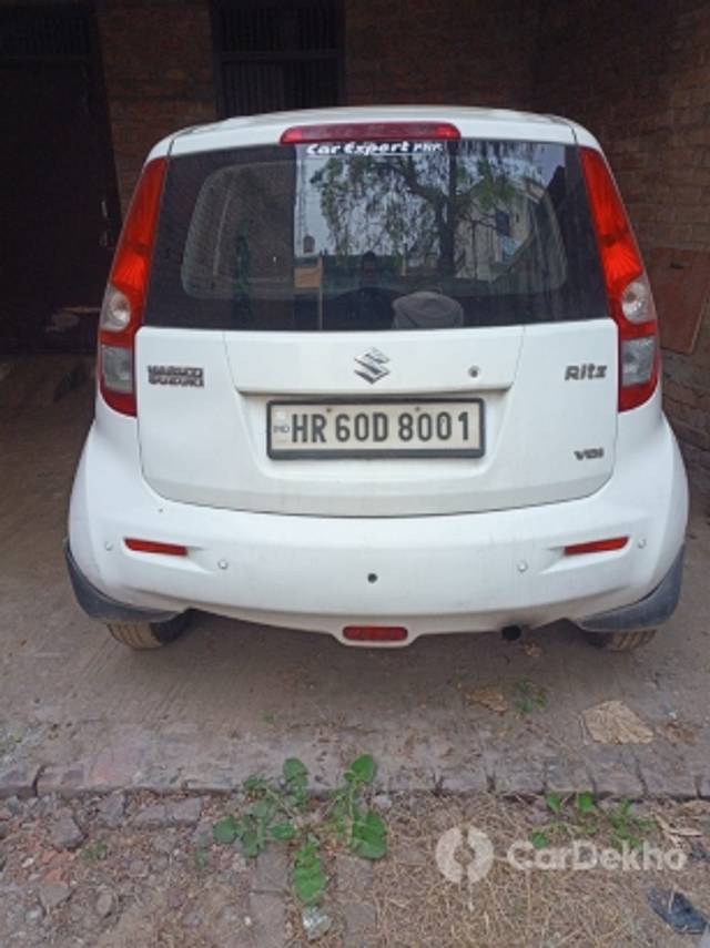 https://stimg2.cardekho.com/images/usedcarimages/large/1-2023/3572954/IMG-20221230-WA0000.jpg?imwidth=6401