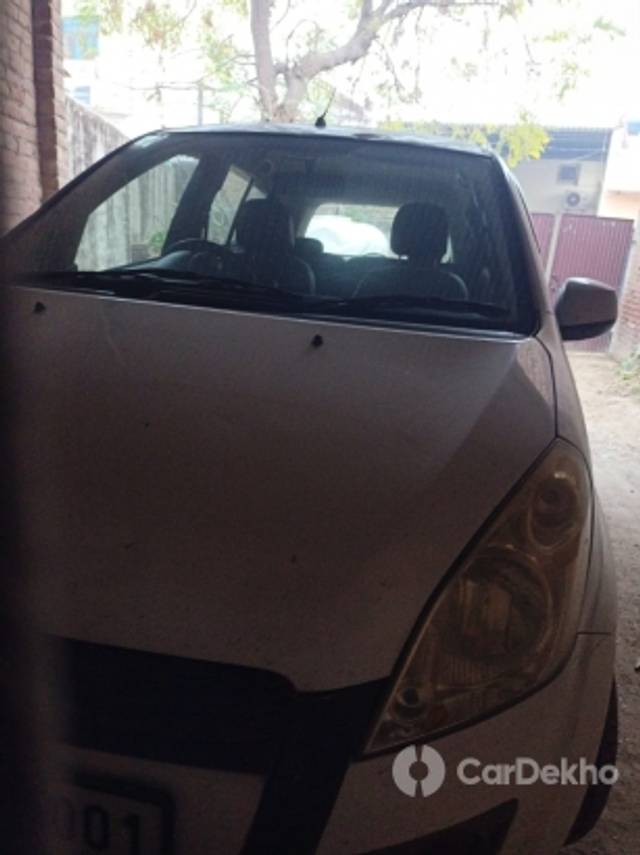 https://stimg2.cardekho.com/images/usedcarimages/large/1-2023/3572954/IMG-20221230-WA0004.jpg?imwidth=6402