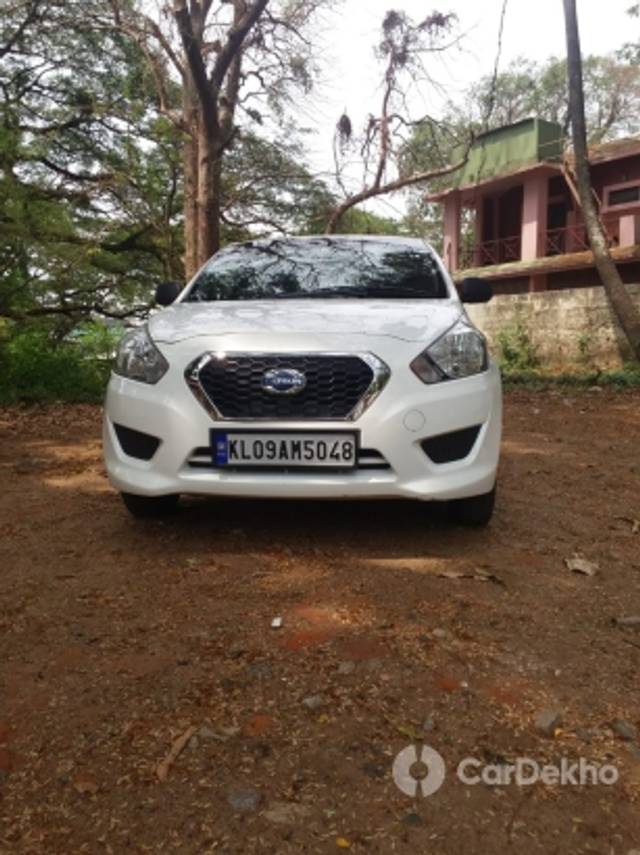 https://stimg2.cardekho.com/images/usedcarimages/large/1-2023/3573017/WhatsAppImage2023-01-08at9.13.56AM(1).jpg?imwidth=6401