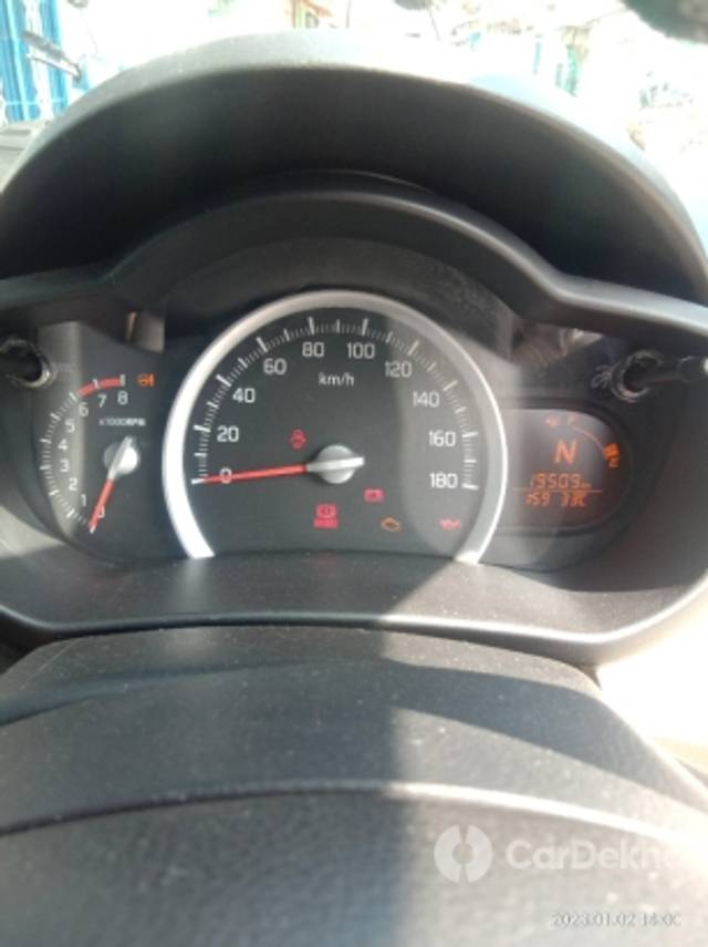 https://stimg2.cardekho.com/images/usedcarimages/large/1-2023/3573252/IMG_20230102_140021.jpg?imwidth=6402