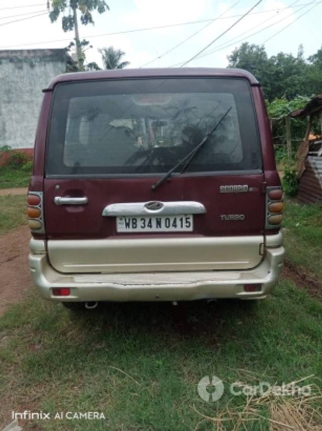 https://stimg2.cardekho.com/images/usedcarimages/large/1-2023/3574823/WhatsAppImage2022-12-17at7.06.20PM.jpg?imwidth=6401