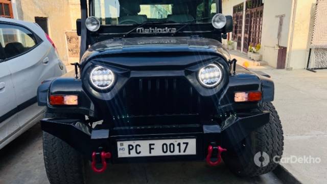 https://stimg2.cardekho.com/images/usedcarimages/large/1-2023/3578099/CD548160-9E28-4A99-9A91-E2398B207479.jpg?imwidth=6402