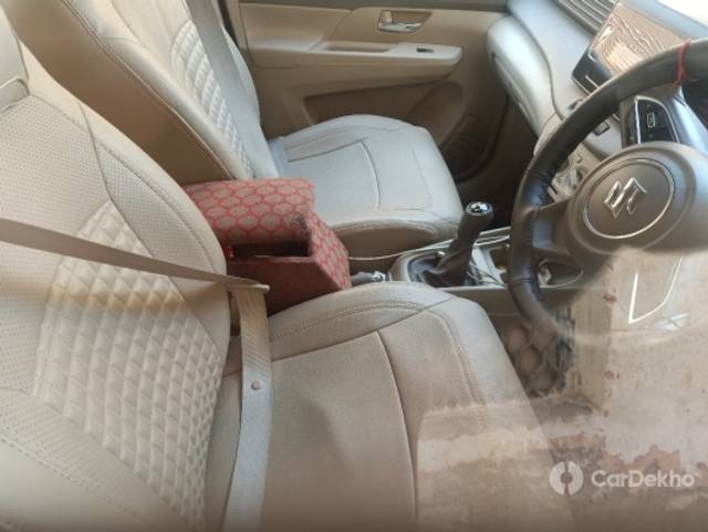 https://stimg2.cardekho.com/images/usedcarimages/large/1-2023/3580466/IMG20230114163929.jpg?imwidth=6402
