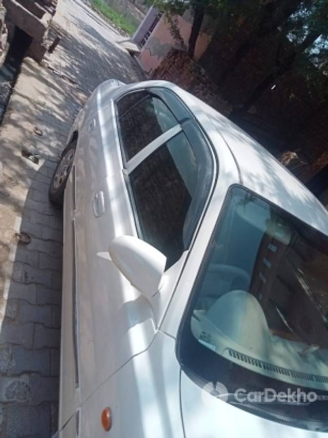 https://stimg2.cardekho.com/images/usedcarimages/large/1-2023/3580911/IMG-20221213-WA0005.jpg?imwidth=6401