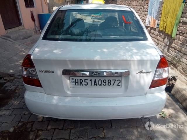 https://stimg2.cardekho.com/images/usedcarimages/large/1-2023/3580911/IMG-20221213-WA0008.jpg?imwidth=6400