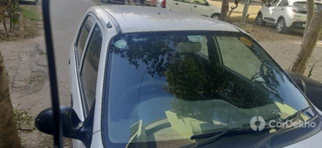 https://stimg2.cardekho.com/images/usedcarimages/large/1-2023/3580948/20230115_100103.jpg?imwidth=6401