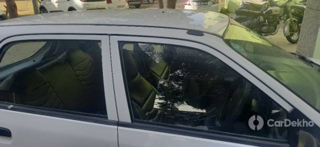 https://stimg2.cardekho.com/images/usedcarimages/large/1-2023/3580948/20230115_100112.jpg?imwidth=6400