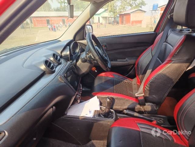 https://stimg2.cardekho.com/images/usedcarimages/large/1-2023/3580986/IMG20230113092347.jpg?imwidth=6400