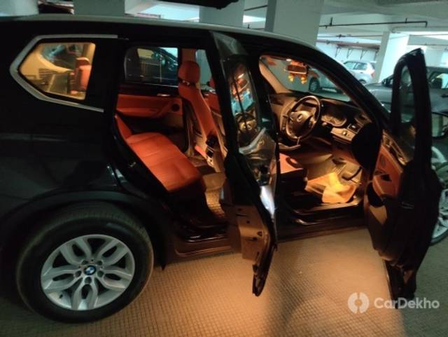 https://stimg2.cardekho.com/images/usedcarimages/large/1-2023/3581866/WhatsAppImage2023-01-15at15.06.111.jpg?imwidth=6401