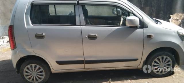 https://stimg2.cardekho.com/images/usedcarimages/large/1-2023/3581884/IMG-20221222-WA0005.jpg?imwidth=6400