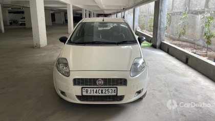 Second-hand 2010 Fiat Grande Punto 1.4 Emotion for sale in Wagholi