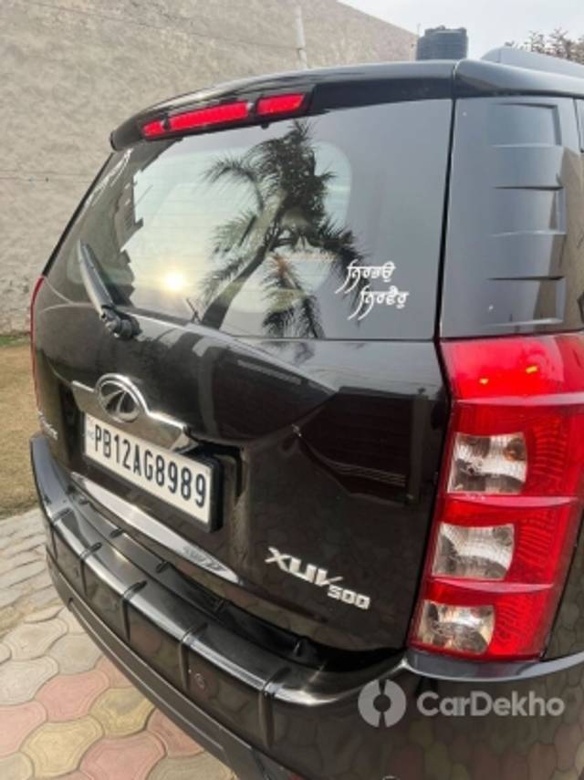 https://stimg2.cardekho.com/images/usedcarimages/large/1-2023/3584205/0BE43F05-F154-438E-9E73-074290FFA6D7.jpg?imwidth=6402