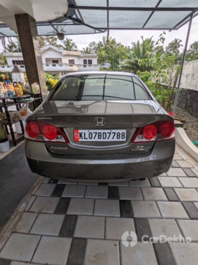 https://stimg2.cardekho.com/images/usedcarimages/large/1-2023/3585642/PXL_20221107_112154703.jpg?imwidth=6402