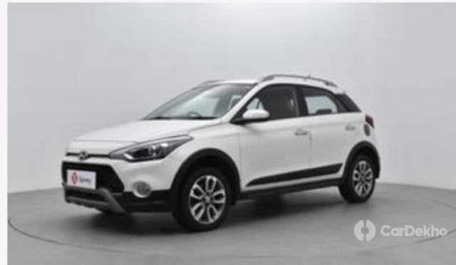 https://stimg2.cardekho.com/images/usedcarimages/large/1-2023/3585706/Screenshot_2021_1014_100153.jpg?imwidth=6401