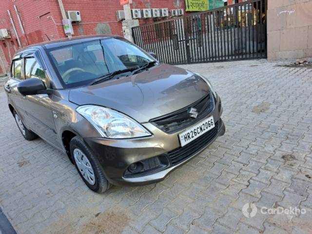 https://stimg2.cardekho.com/images/usedcarimages/large/1-2023/3586798/20221001_163924.jpg?imwidth=6400