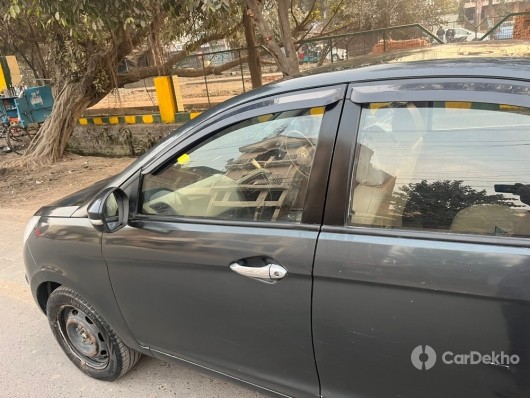 Tata Zest Quadrajet 1.3 75PS XE Tata Zest Quadrajet 1.3 75PS XE