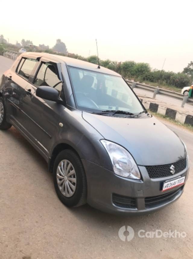 https://stimg2.cardekho.com/images/usedcarimages/large/1-2023/3589038/IMG_0855.jpg?imwidth=6402