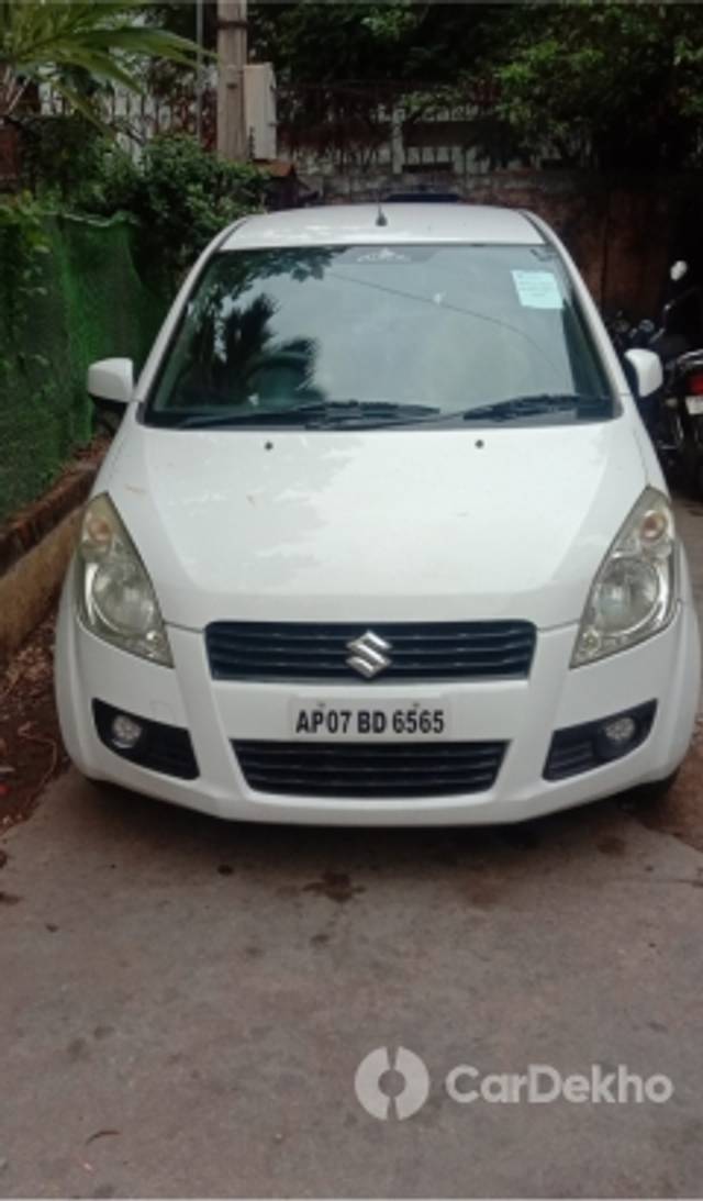 https://stimg2.cardekho.com/images/usedcarimages/large/1-2023/3590423/Screenshot_20221228-122258_Gallery.jpg?imwidth=6400