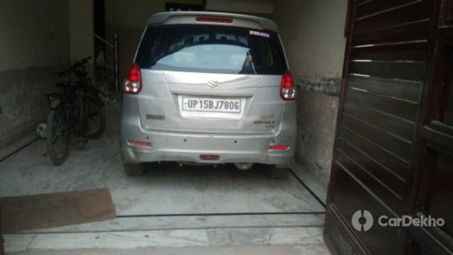https://stimg2.cardekho.com/images/usedcarimages/large/1-2023/3590706/IMG-20230122-WA0008.jpg?imwidth=6400