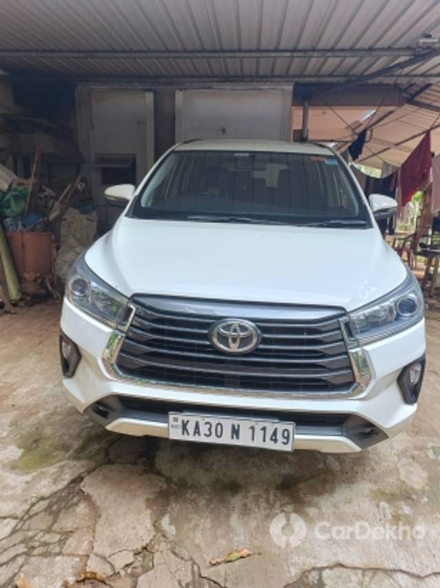 https://stimg2.cardekho.com/images/usedcarimages/large/1-2023/3591775/IMG-20230125-WA0472.jpg?imwidth=6400
