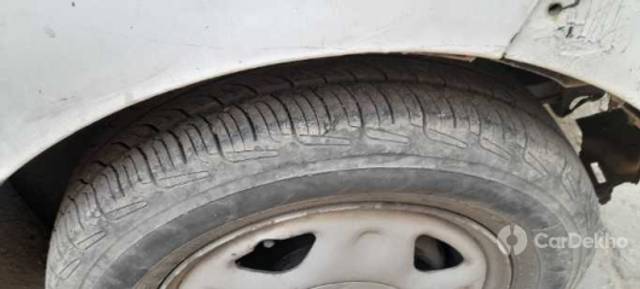 https://stimg2.cardekho.com/images/usedcarimages/large/1-2023/3592023/20230209_0910214.jpg?imwidth=6402