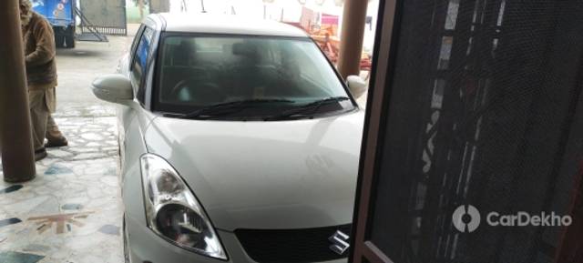 https://stimg2.cardekho.com/images/usedcarimages/large/1-2023/3592361/IMG-20230126-WA00030.jpg?imwidth=6402