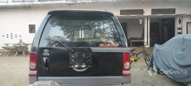 https://stimg2.cardekho.com/images/usedcarimages/large/1-2023/3592807/IMG_20230126_172614.jpg?imwidth=6402