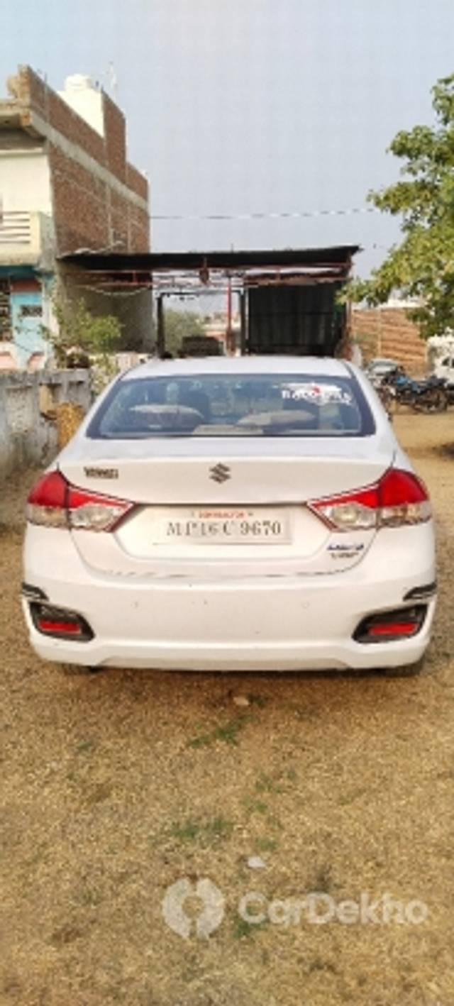 https://stimg2.cardekho.com/images/usedcarimages/large/1-2023/3593836/IMG_20230121_154024.jpg?imwidth=6402