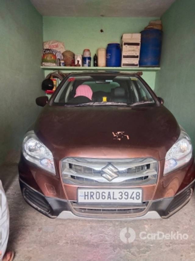 https://stimg2.cardekho.com/images/usedcarimages/large/1-2023/3594802/IMG_20230120_113645.jpg?imwidth=6400